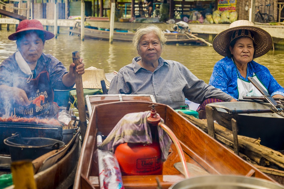 The-Ultimate-Guide-to-Bangkoks-Floating-Markets-A-Culinary-and.jpg Ultimate guide to Bangkokʼs floating markets